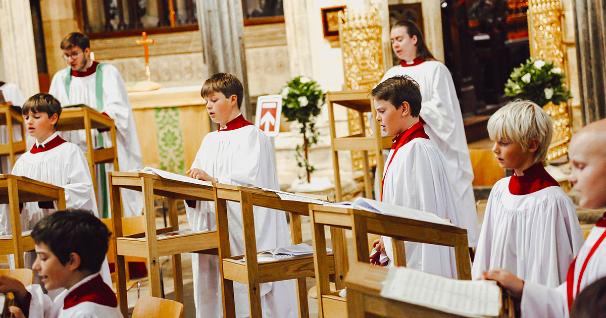 Daily worship with #ExeterCathedral. Monday 29 April: 8:15am: Morning Prayer at Exeter Cathedral 8:35am: Eucharist at Exeter Cathedral 9:00am: Morning Prayer on Zoom 12:30pm: Prayers for Wholeness and Healing 5:30pm: Choral Evensong Full schedule: bit.ly/exeter-worship