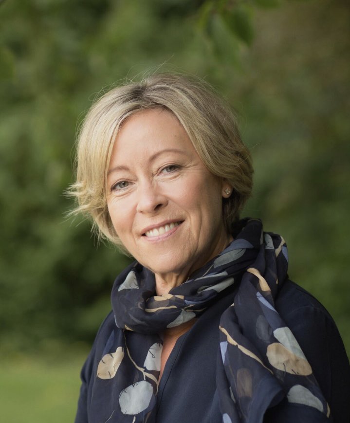 Our Co-Founder Louise Piper shares her reasons for becoming an #endoflifedoula. To read in full telegraph.co.uk/news/2024/04/2…
<a href="/annatyzack/">Anna Tyzack</a> <a href="/livingwelldying/">LWDW Training</a>