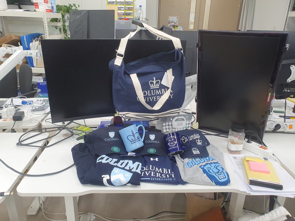 Welcome to the lab @PierreGentine ! Thanks for many goodies from @Columbia 🎁 Today was a warming-up time with lab science introduction ✏️ @snucals1 @snucalspress