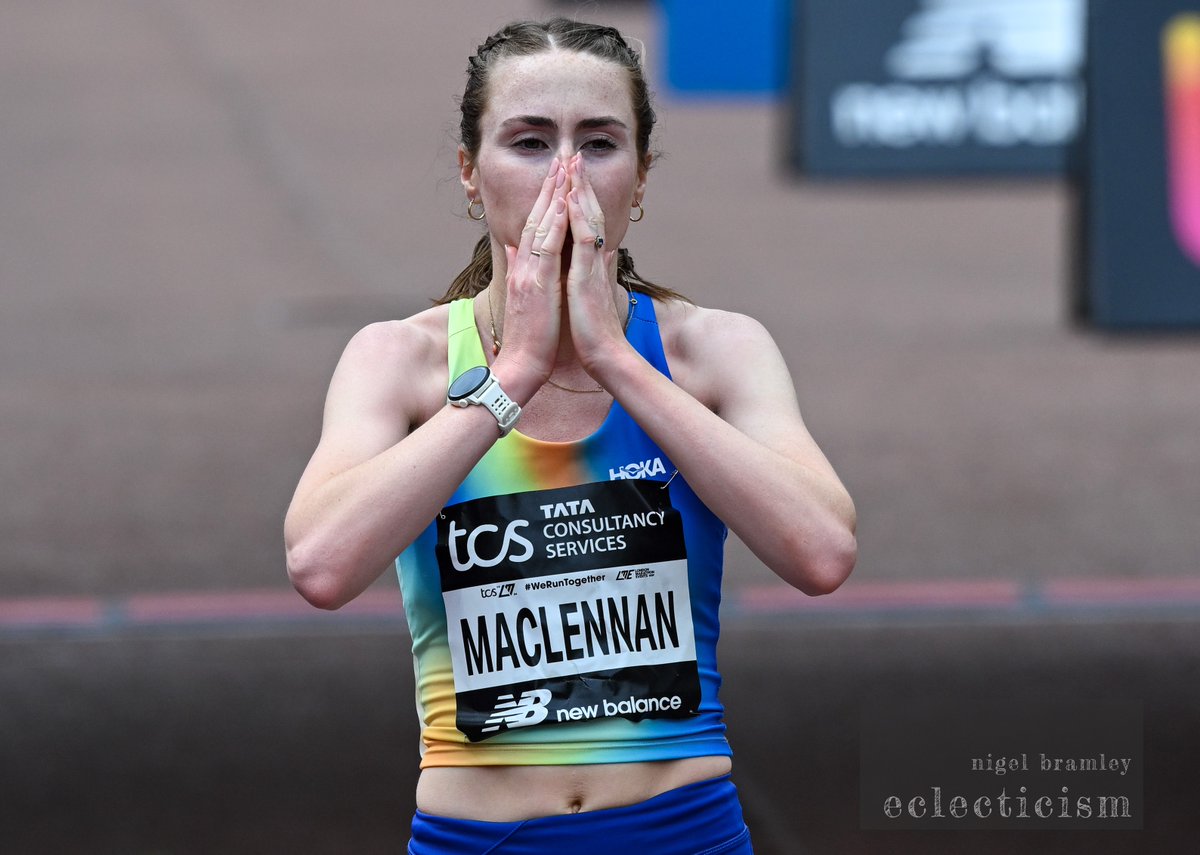 WHAT A DEBUT
#SALtogether
Many congrats @mhairimaac + coach @RossKCairns1 on London Marathon top Brit elite + Scottish 🥇👏
Thanks @angry_of_epsom for superb photo
@SALChiefExec @UoESport @MarkMunr0 @InvHarriersAAC @InvCourier @PandJSport @kyniskaadvocacy @ScotWomenSport