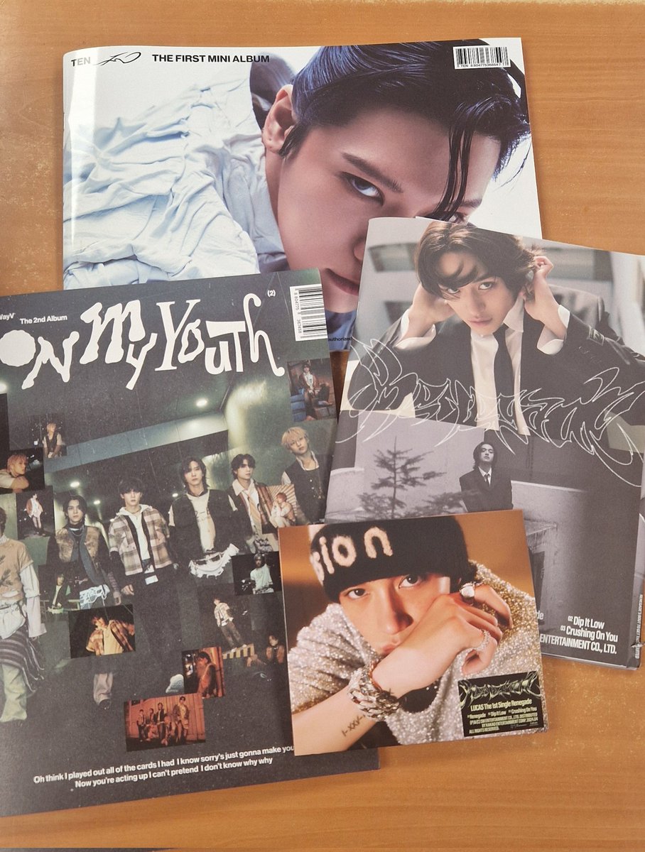 edelhennessy19's tweet photo. Havnt bought albums in so long but ordered #LUCAS Album straight away. Couldn't have him travel from Germany on his own so ordered his old buddies my loves #WayV and #Ten too π Love all 7 of them π #Nolae #kpop https://t.co/cxB1RBsyRM