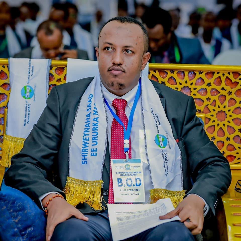 Congratulations to Mohamed Dahir <a href="/CaynsaneM/">Caynsane Mohamed</a> on being re-elected as Chairman of the Media Association of Puntland <a href="/MAP_Puntland/">Puntland Media Guild</a> for a third term! With 80 out of 102 votes, your leadership and dedication to defending journalists continue to earn widespread respect. #PuntlandMedia.