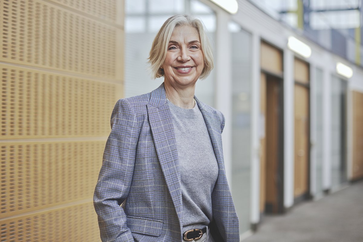Some great news to start off the week 🎉 Today, Professor Shân Wareing steps into her role as our Vice-Chancellor, marking the beginning of an exciting new chapter for the university. Join us in giving @ShanWareing a warm #TeamMDX welcome 👋