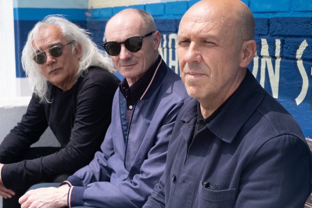 MuleFreedomPR's tweet photo. Refreshed from their marathon @RSDUK weekend, the NEAR JAZZ EXPERIENCE return to The Haggerston, Dalston this Tues 23 April, first set 8.15. FREE ADMISSION!!! And they'll be pleased to sign your RSD purchases!
#jazz #punkjazz #LiveJazz https://t.co/3fRtBxy7Zy