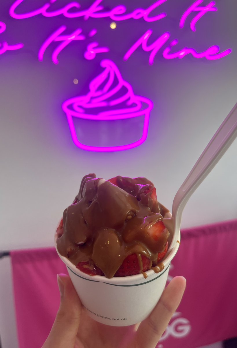 The Yog Bar tweet media