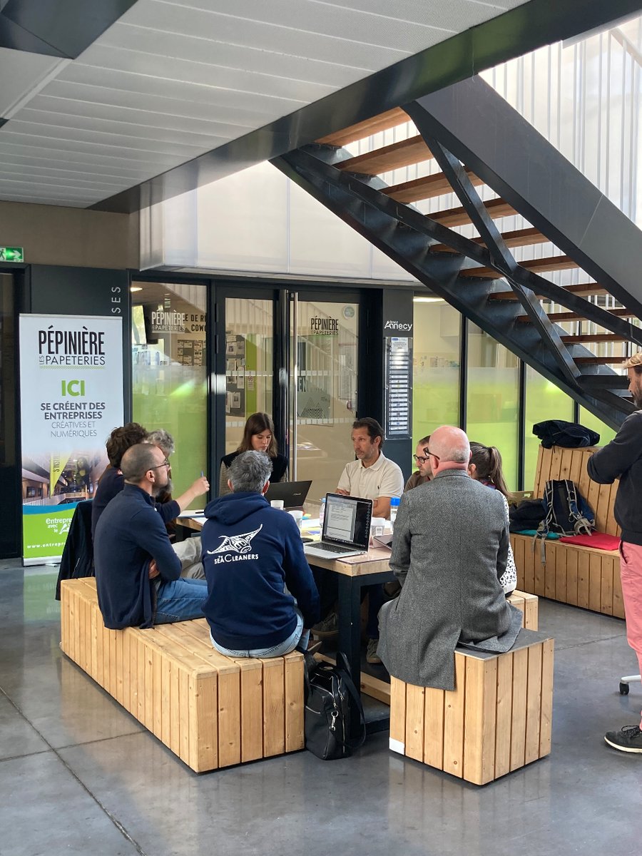 les_papeteries's tweet photo. Quel(s) futur(s) pour les industries créatives à #Annecy ? 🚀🧐

C’est la question que se sont posés des acteurs des industries créatives pendant la journée de réflexion et de prospective du 12 avril, aux Papets. ✅

Merci à tous les participants ! 🤝 #France2030 #PTIC https://t.co/UgKXo1Jpkh