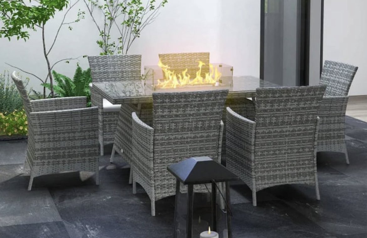 This rattan garden furniture set with fire table is ONLY £599!! 🔥 🔥

Check it out here ➡️ awin1.com/cread.php?awin…