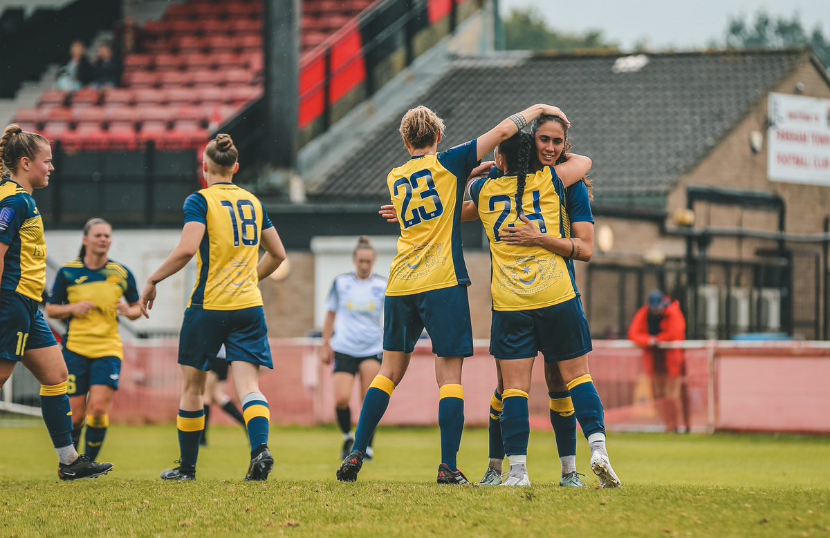 That winning feeling 😁 📸 @GirlTinyShooter #UpTheMoneys