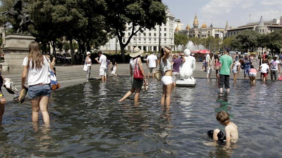 ☀️ Hablamos de la importancia de la vulnerabilidad al calor 🗣️ Charlamos con @celiaznarez, investigadora del @BC3Research 📻 A las 11.30 horas en @ree_rne 🔗 rtve.es/play/radio/rad…