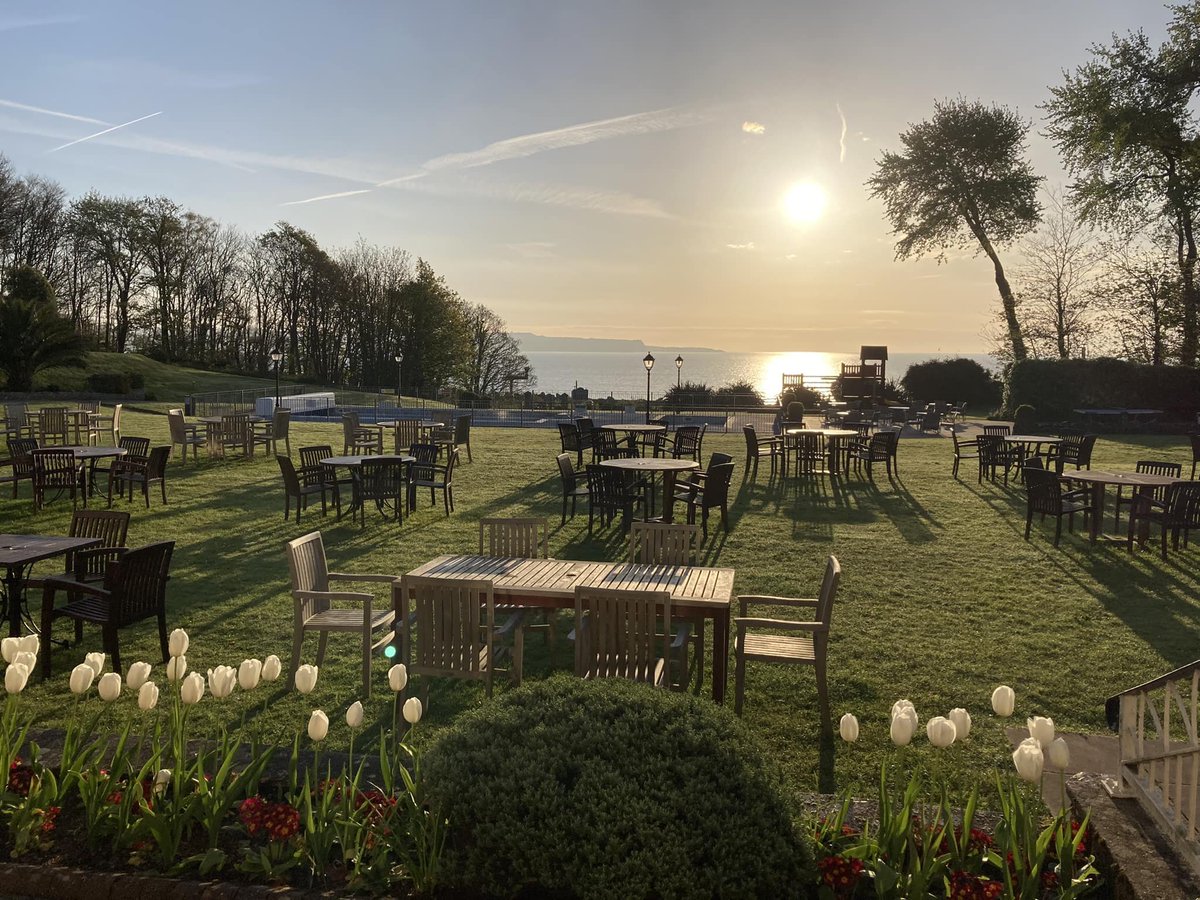 Early April morning at The Langstone Cliff