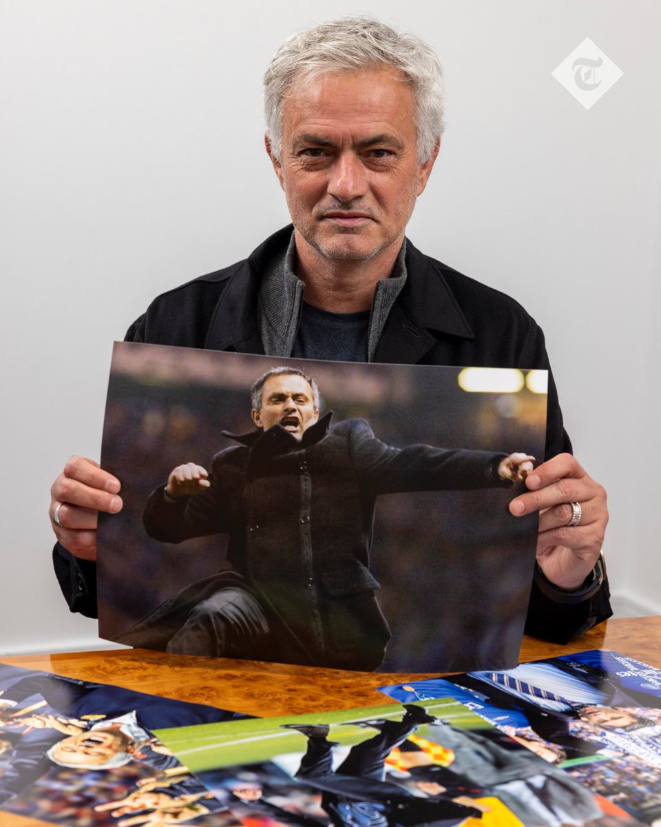 🗞️ 𝐄𝐗𝐂𝐋𝐔𝐒𝐈𝐕𝐄 🗞️      

Jose Mourinho: 20 years on from THAT infamous Old Trafford celebration  

⏰ Dropping at 11am on <a href="/TeleFootball/">Telegraph Football</a>

#TelegraphFootball | <a href="/SamWallaceTel/">Sam Wallace</a>