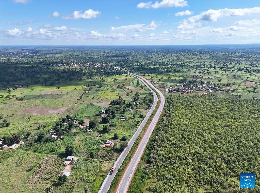 The China Harbour Engineering Company ( CHEC ) said it has Completed the 220KM Nasarawa - Benue Road Project. The Abuja, Keffi-Akwanga-Lafia-Makudi Expressway which started in April 2019 and was said to have had little delay due to Covid-19 is now completed. The contractor