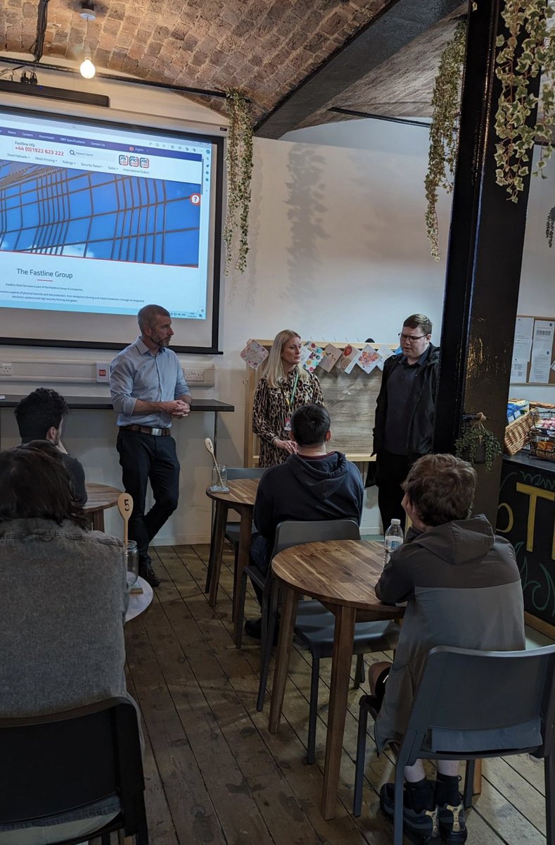 thrive_lcr's tweet photo. Great to welcome 4 employers with L3 Business Admin apprenticeships for young people to explore and develop with alongside @hughbaird.

Thank you to @FastlineSteel, Haines Watts, Bloxt Ltd and Bridge Road Medical Centre for showcasing their opportunity for our young people🤝 https://t.co/hWhHmdvIko