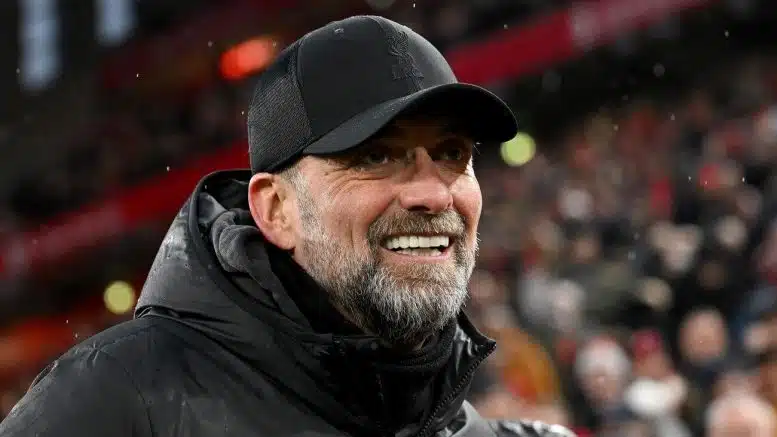 ⚽️Jürgen-na have a great time at your next #soccer trivia night after reading our latest round-up of the salaries of highest-paid coaches ⚽️ Did your favorite club make the cut? techreport.com/statistics/hig… #writing #article #football #coaches #jurgenklopp #diegosimeone