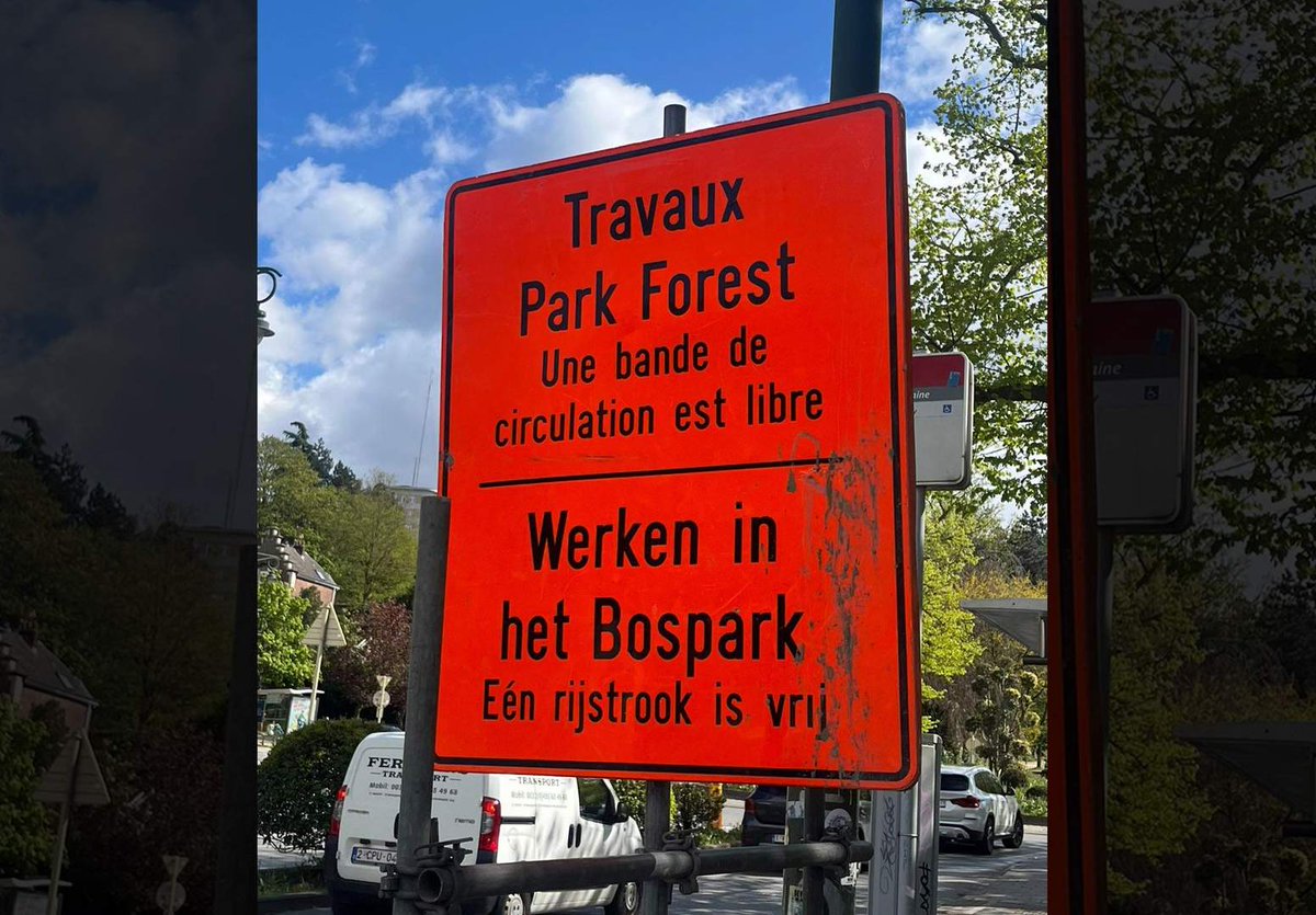 BRUZZbe's tweet photo. Gezien: 'parc de Forest' wordt 'Bospark': https://t.co/iBY5owCC2c https://t.co/nZNo3gjhrJ