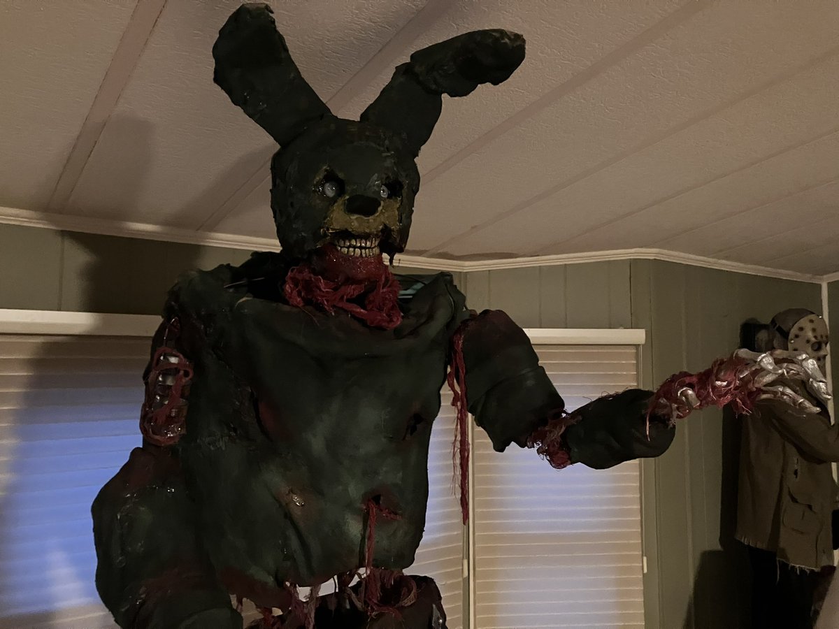 SinisterScribbles tweet media