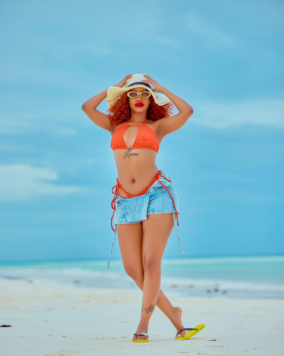 Ksheebah1's tweet photo. Nze musava nga namunswa 😂❤️
📸 : @hanz_shots
#SipimikaRemix 🔥 #NotPimikable😂 https://t.co/nuIlUV6RUO