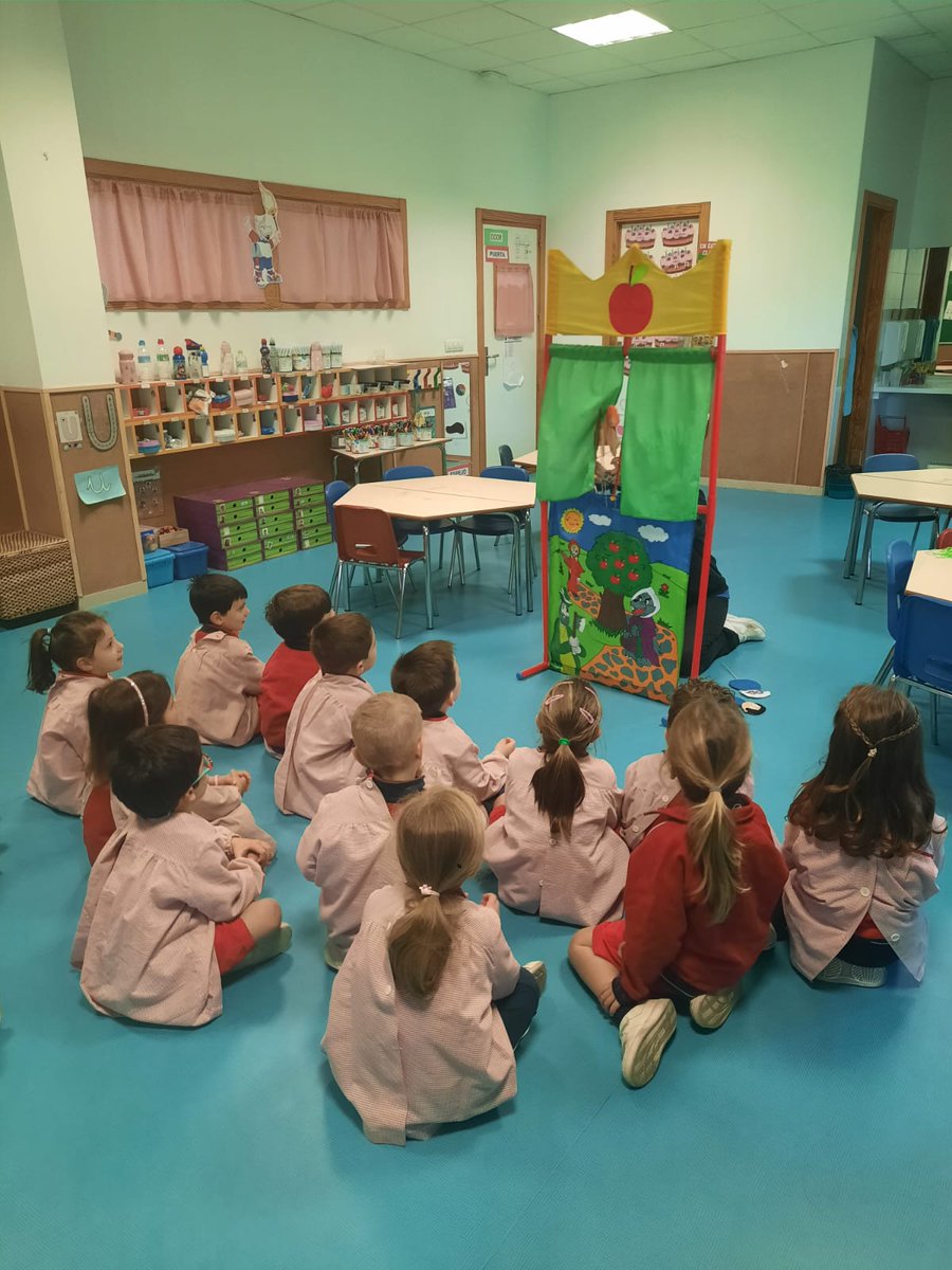 ElValle_III's tweet photo. ¡La magia de la lectura sigue encendida!
En el Colegio El Valle, continuamos sumergidos en la #SemanaDeLaLectura, explorando mundos nuevos y dejando volar nuestra imaginación entre páginas 📚✨
#ColegioElValle #ElHiloInvisible https://t.co/l9Qcn6etSy