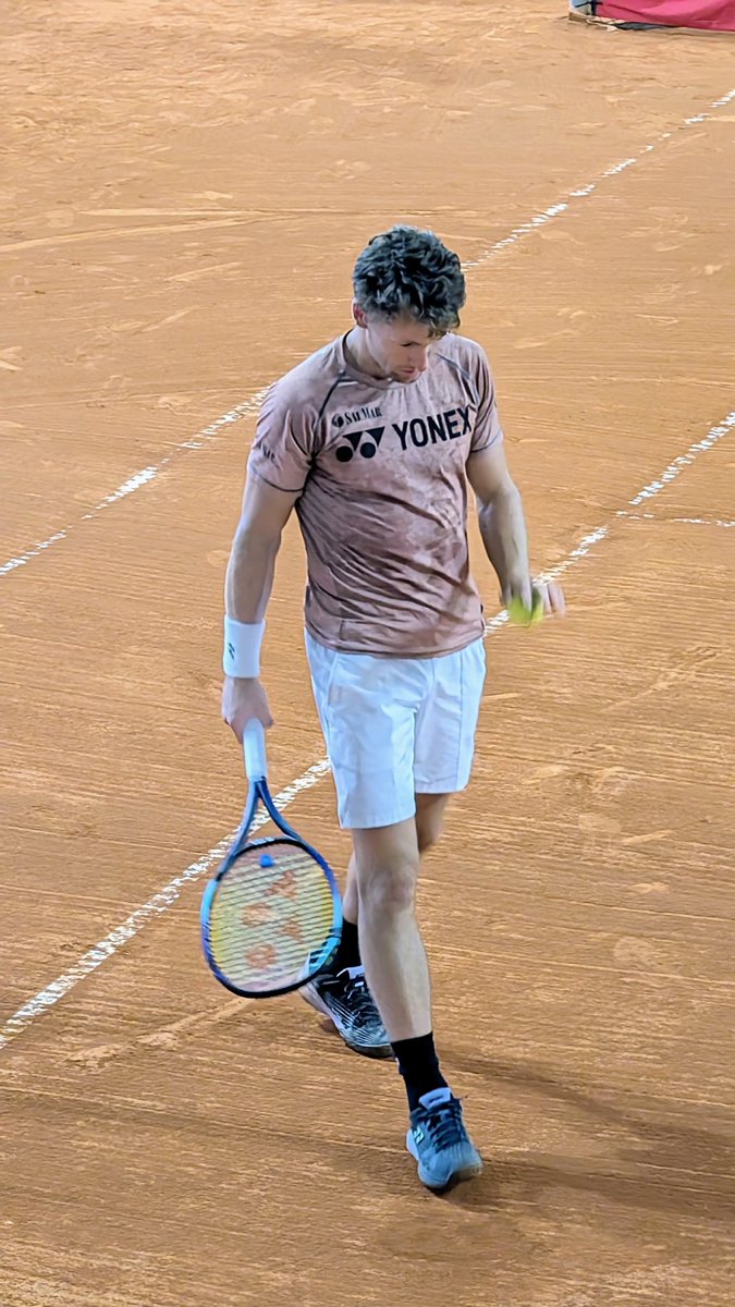 @CasperRuud98 @bcnopenbs Champ 👏👏👏👏👏🇳🇴