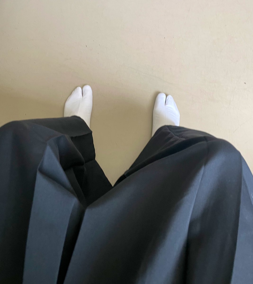 kimono_tabi's tweet photo. 本日は久しぶりに黒袴を履いて稽古に勤しみました。 https://t.co/C83LqyBmWO