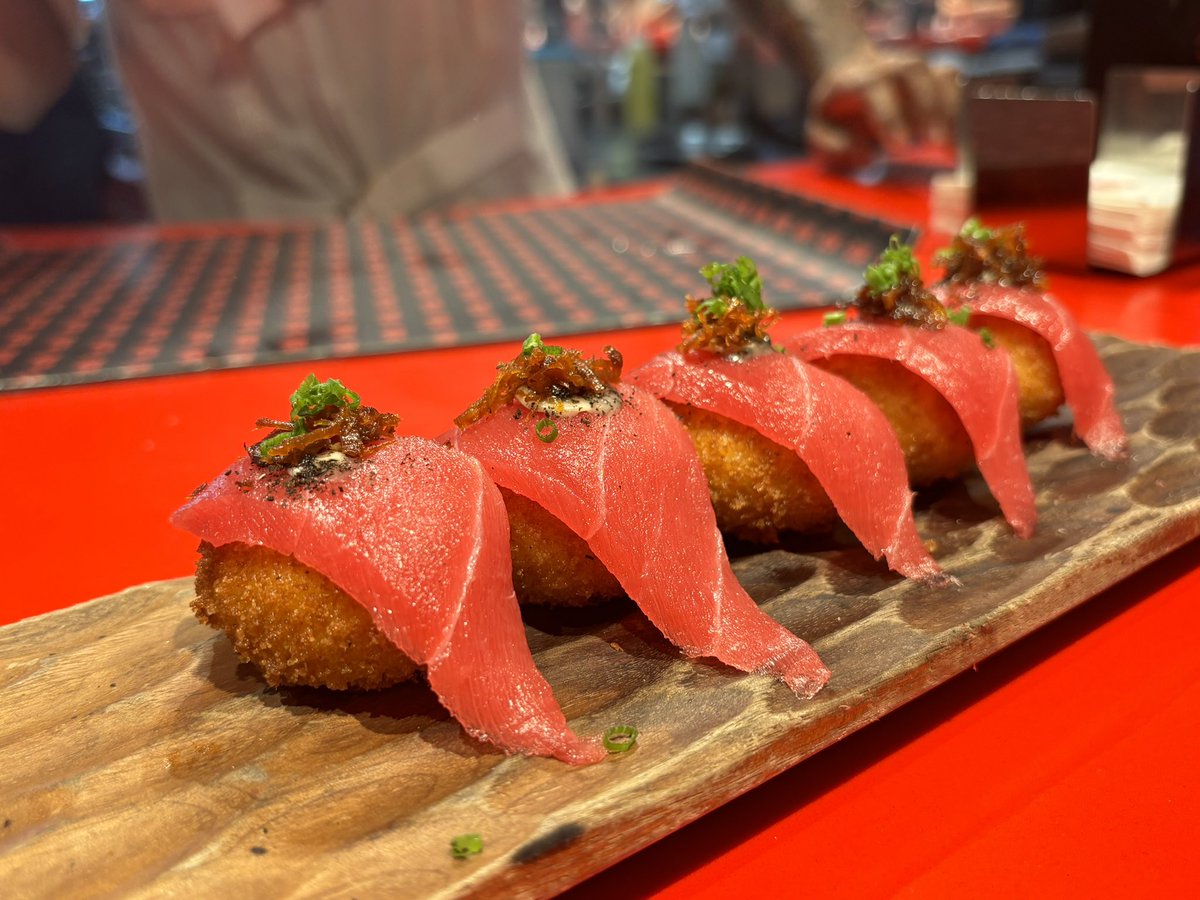 next_chef's tweet photo. Hay algún restaurante más divertido que @StreetXoMadrid ??  Cada día que voy me gusta más!! Enorme @Dabizdiverxo https://t.co/VFepcYQMKq