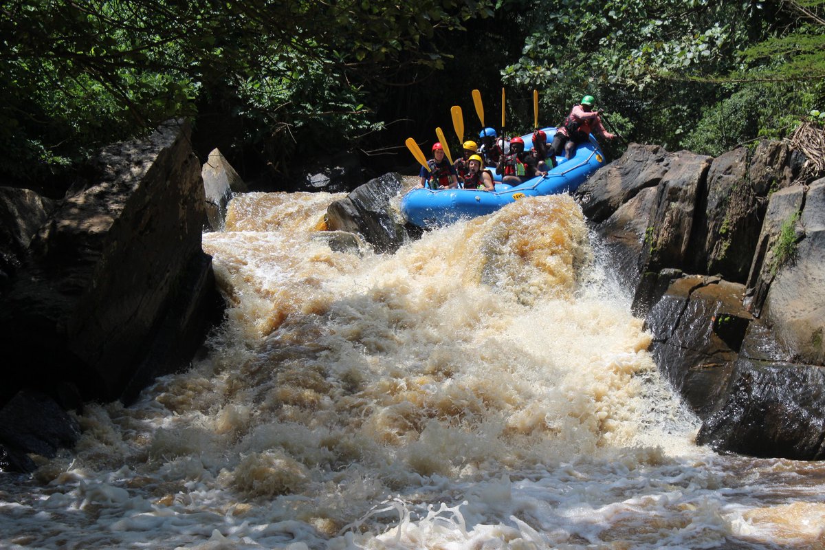 Today, we reveal the newest river rafting in Uganda via @activesafari_ug #UgandaSafariTravelGuide #SanaGorillaRafting #wanderlust #adventure #ExploreUganda ugandasafariexperience.com/category/sport…