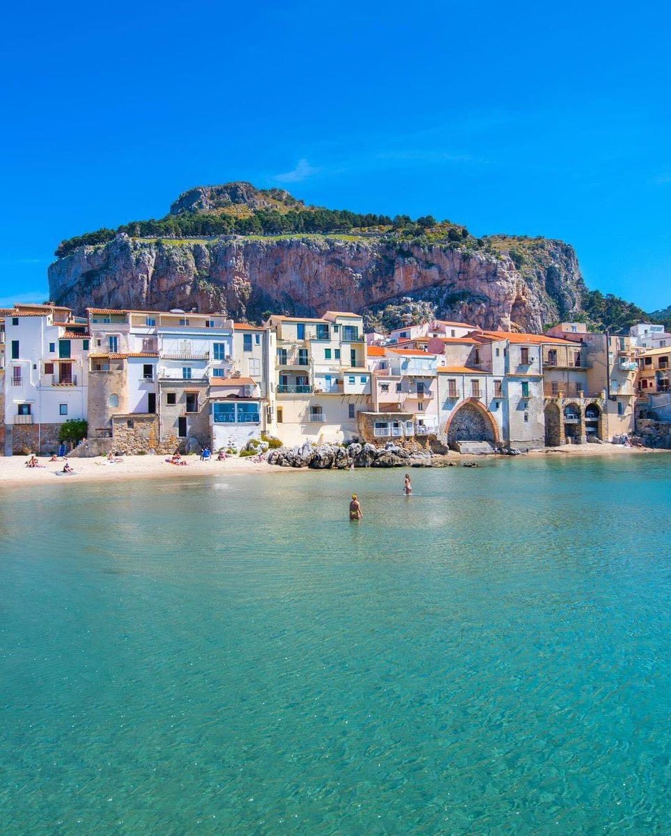 #Cefalu #Sicilia #Italia