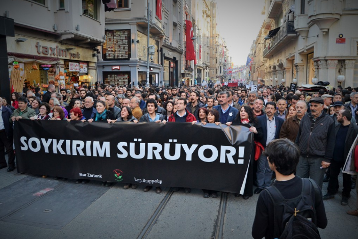 24 Nisan’ı Anma Platformu‘nun çarşamba günü Kadıköy Süreyya Operası önünde yapmayı planladığı 1915 Ermeni Soykırımı anması İstanbul Valiliği tarafından yasaklandı. 2022'den beri yasaklanan anmalar 2010'dan itibaren Taksim, Tünel ve Şişhane'de yapılmıştı.
