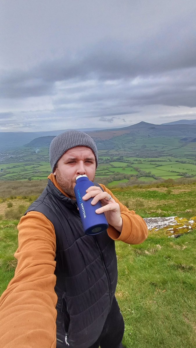 Shoutout to @WilliamsEsports and their magnificent water canister 💪🔥😉

#Wales #Skirrid