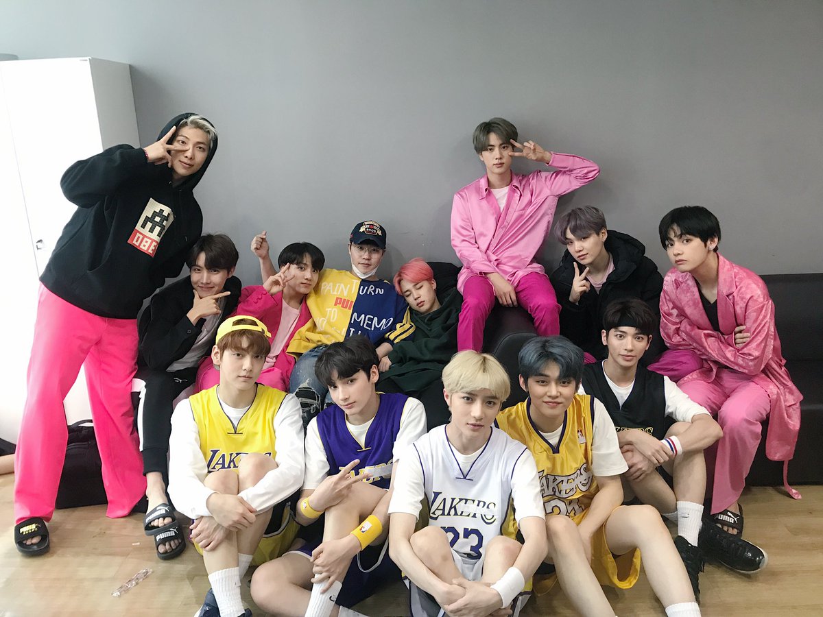 @mhereonlyforbts THIS IS THE REAL BIG HIT 
THIS IS THE REAL OWNER OF HYBE 
BRING BACK THIS FAMILY 🫶🫶🫶 
@thehyun11 #LeeHyun 🍯
@BTS_twt #BTS 💜👇
@TXT_members  #TOMOROW_X_TOGETHER 👇🤞👇