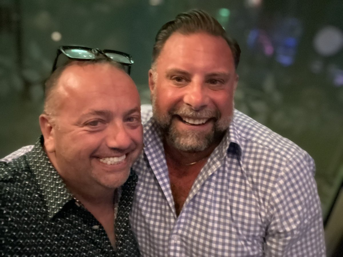 Matthew Chandler (@mattychanzy) on Twitter photo 