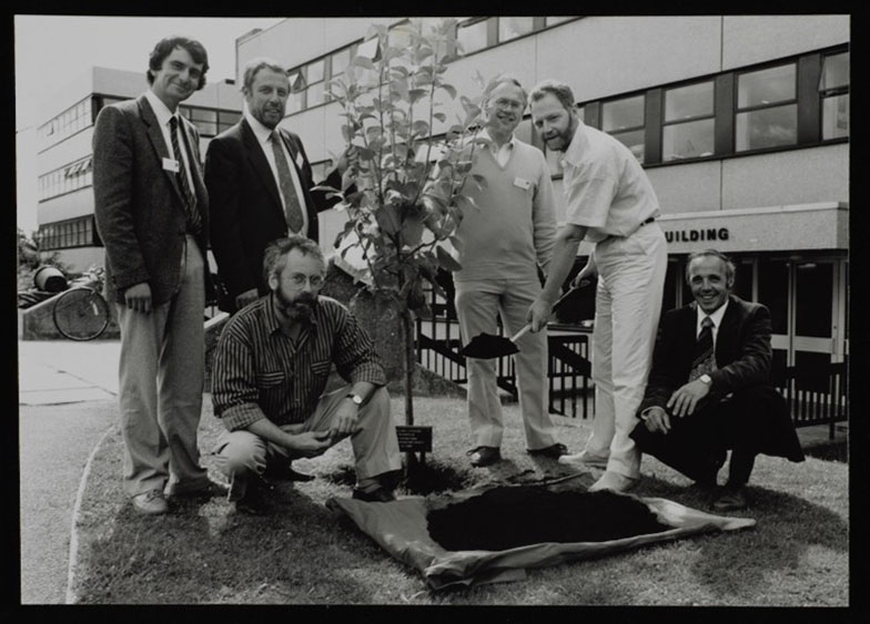 To mark #EarthDay2024 we share here a photograph of a tree planting by the Plant Propagator's Society outside the Murray Building at the University of Southampton Highfield Campus, 1988. @explorearchives