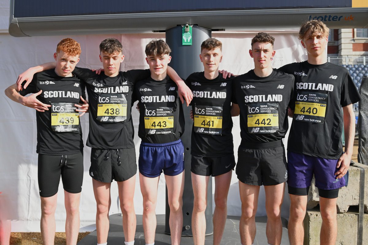 SCOTLAND IN LONDON
#SALtogether
Fine runs by Scotland U17 Men at @LondonMarathon Mini event to take 2nd team with Oliver Patton @kilbarchanaac race win
📷 @EStreetShuffler