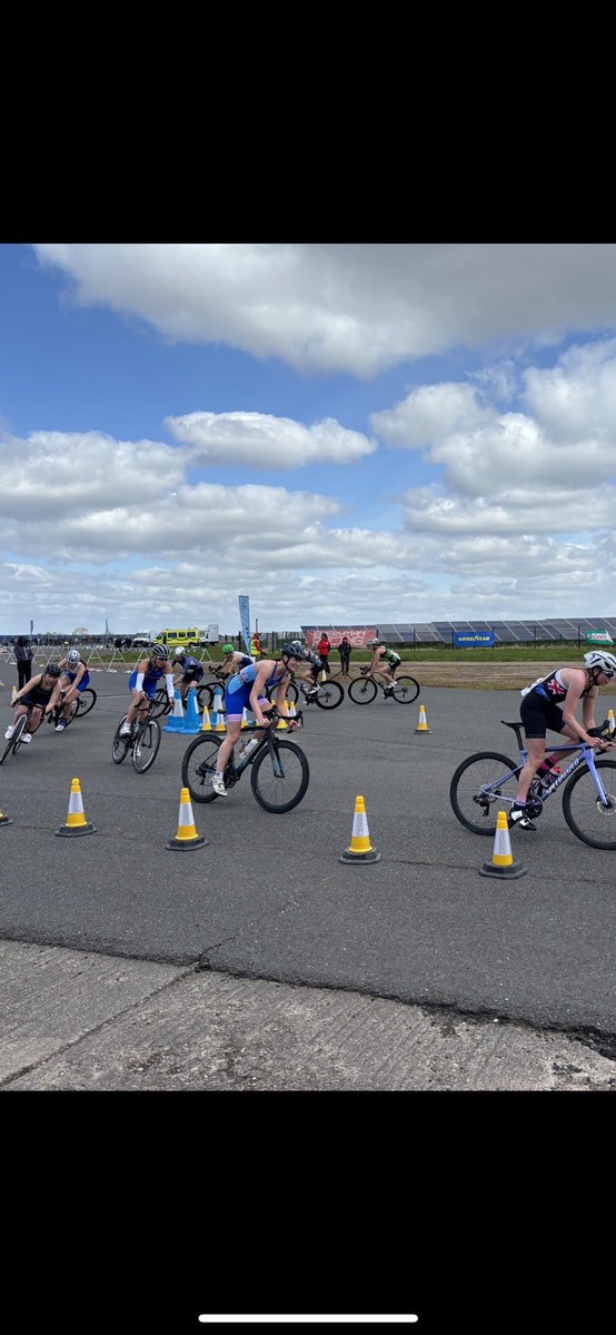 PipersSport's tweet image. Maddie kick started the tri season with the British triathlon performance assessment at the weekend where she came 13th overall in the Junior Age Category. Good luck for the rest of the season! We are very proud! #PipersSenior #PipersTalent #PipersInspire