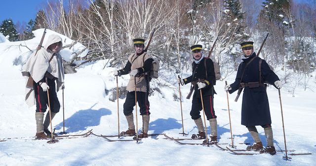 ゴールデンカムイ　明治陸軍　濃紺　ウール製軍帽➕ウール製ハーフコート➕白Yシャツ 出演映画『ゴールデンカムイ』 応援上映 追加実施決定‼️ 4/27(土)19時