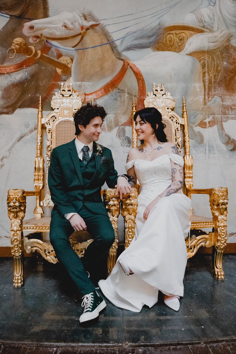 Lucaswoodland's tweet photo. Wake up babe new happy married couple just dropped https://t.co/ZBtcMM2EOg
