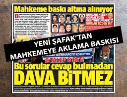 LokmnHokm's tweet photo. “Birinde ailenin ve şirketin yetişkinlerinin tamamına yakınını bir hafta gözaltına aldılar. 

2001'de tekrar aldılar. O dönem 6 ay cezaevinde yattım. O süreçte 300 lira ceza verildi. O da tecil edildi. O dönemin mahkeme başkanı, üzerlerinde çok baskı olduğunu belirterek, kararı temyiz etmememiz için ricada bulundu. Temyiz ettik. Yargıtay'da onandı.  7 ve 11 yaşındaki yeğenlerimi gözaltına aldılar. Bize işkence yaptılar.”  diyen Yeni Şafak’ın sahibi Mustafa Albayrak’ın gazetesinin son on yıldır attığı Manşetlere bakınca insan gerçekten hayret ediyor. 
https://t.co/FOfcy5XnZ0…