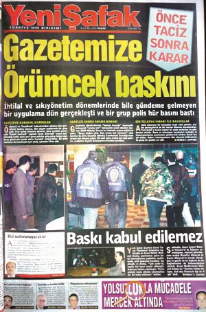 LokmnHokm's tweet photo. “Birinde ailenin ve şirketin yetişkinlerinin tamamına yakınını bir hafta gözaltına aldılar. 

2001'de tekrar aldılar. O dönem 6 ay cezaevinde yattım. O süreçte 300 lira ceza verildi. O da tecil edildi. O dönemin mahkeme başkanı, üzerlerinde çok baskı olduğunu belirterek, kararı temyiz etmememiz için ricada bulundu. Temyiz ettik. Yargıtay'da onandı.  7 ve 11 yaşındaki yeğenlerimi gözaltına aldılar. Bize işkence yaptılar.”  diyen Yeni Şafak’ın sahibi Mustafa Albayrak’ın gazetesinin son on yıldır attığı Manşetlere bakınca insan gerçekten hayret ediyor. 
https://t.co/FOfcy5XnZ0…