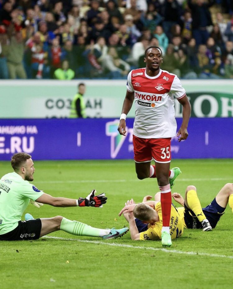 FK Rostov 1 - 5 Spartak Moscow 
+1 but pour @ChrisMartins_25 pour une belle victoire du Spartak Moscow

#wemanageyourtalent