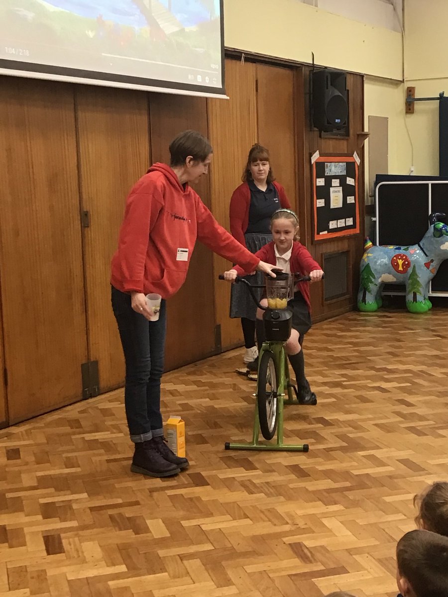 MelthamceEco's tweet photo. Thank you to @fair_funky for a great assembly to kickstart our #EarthDay2024 thinking about them small steps we can make to make the Earth better. One Eco Committee member made and enjoyed her own smoothie! #MelthamECO #fairtrade #MelthamSHOUTOUT https://t.co/s2qn0udbSR