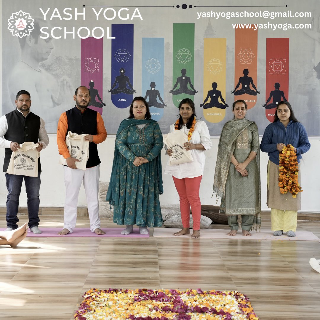 YashYogaIndia's tweet photo. Join us as we commence a new chapter in our student's yoga journey. 

#YogaSchool #OpeningCeremony #YogaJourney #Rishikesh #YogaCommunity #YogaEnthusiasts #YogaExperience #Transformation #YogaLife #YogaLove #YogaInspiration #Namaste https://t.co/qYHjbtdCY0