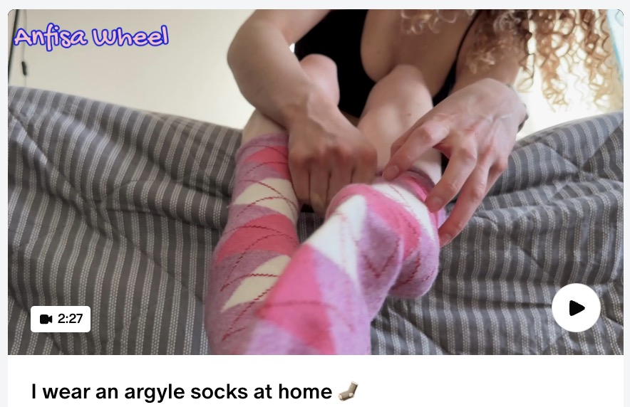 who loves socks? 👀
linkpage.bio/wheelchair
#spinalcourtinjury #wheelchair #wheelchairgirl #wheelchairlife #wheelchairmodel #wheelchairwoman #disabledgirl #wheelchairfetish #paraplegic #rollstuhl #paraplegicgirl #AnfisaWheel #截瘫 #残疾 #痉挛 #瘫痪脚 #轮椅 #恋足 #舔脚 #socks