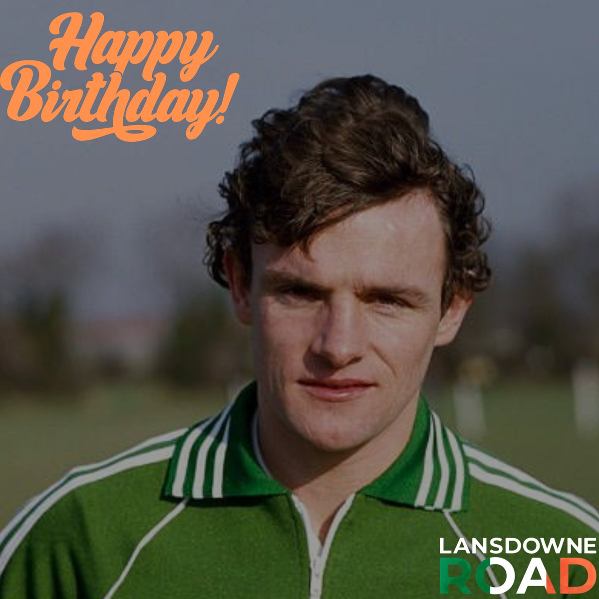 Happy Birthday to Kevin Moran who turns 68 today!!! Kevin was a warrior on the pitch and put his head into places most people wouldn't put their feet - legend. #irishfootball #legend