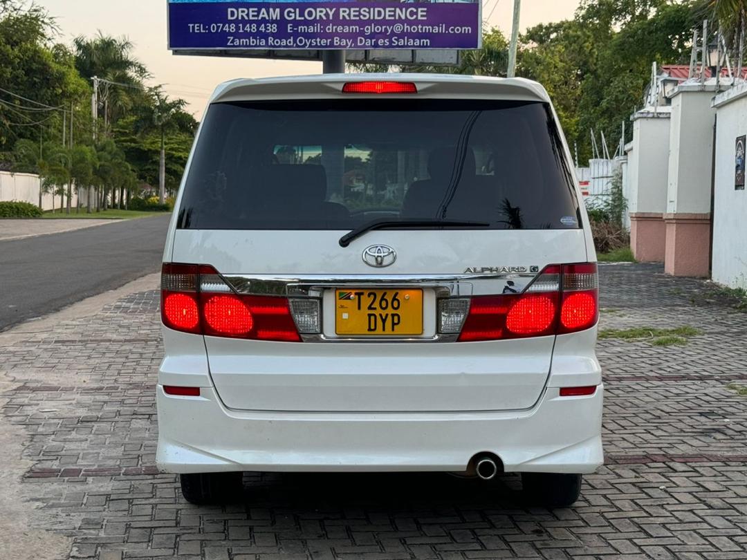 *TOYOTA ALPHARD (DYP)* Clean Seats 💺 2005 model 2360 cc Verry SMART ✅ Petrol Fuel ⛽️ Full Ac Full Documents Gari Mpyaa 100% Bei 14.8 mil Kama Unauza Gari Lako Nitumie #Darcity_magari #0625 004 475