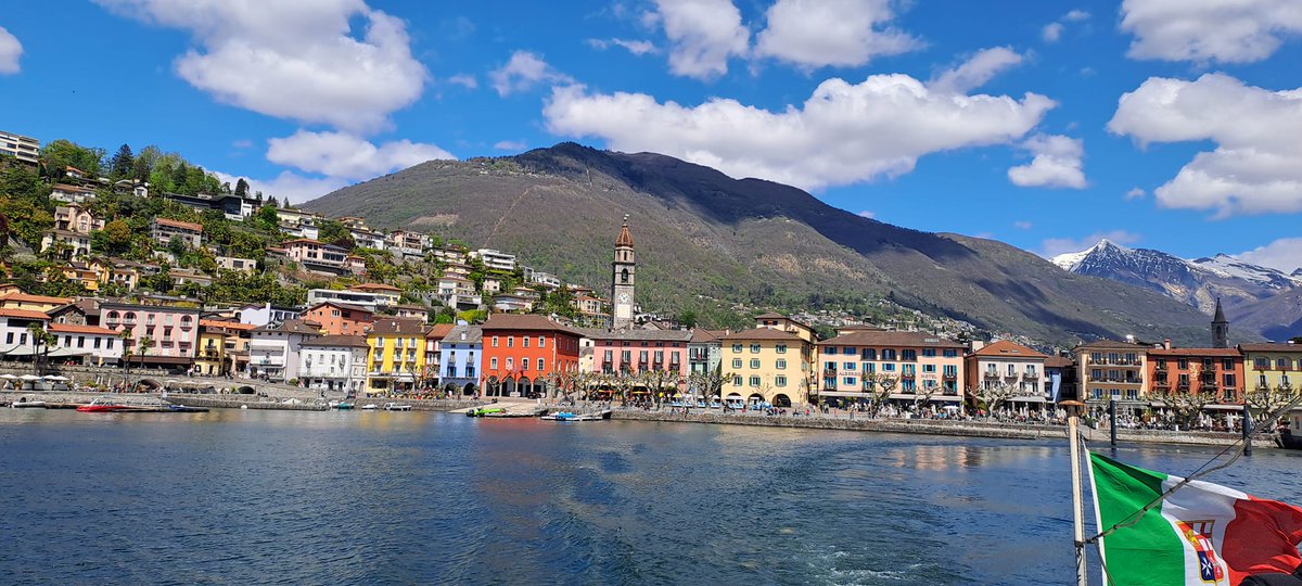 GaniMartin's tweet photo. Ascona, at the Swiss-end of Lake Maggiore which is two-thirds in Italy
#scona #akemaggiore #ticino https://t.co/20c4zzdfTI