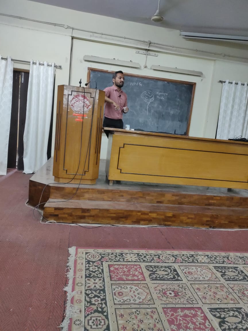 Deparment of Physics hosted a multidisciplinary lecture followed by one to one interaction between speaker Dr. Amit Joshi, IISc Bengaluru and stdents who put forth intelligent queries from science &amp; career. <a href="/profalokkumar/">Professor Alok Kumar Rai</a> <a href="/lkouniv/">University of Lucknow</a> <a href="/dswlkouniv/">Dean Students’ Welfare, UoL</a> <a href="/luupdate_/">luupdate</a>