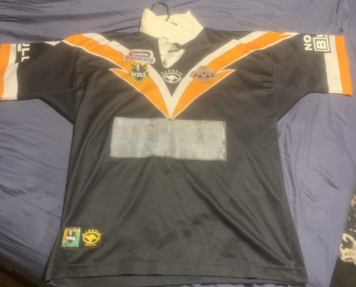 How many old style jerseys are we gonna see this weekend at Campbelltown? I got this in 2001 from Queen St Mall in Brisbane - before heading across the road & walked into the Tattoo store to get my first tattoo. Had the ‘Don Smallgoods’ on the front & ‘No Bull’ on shoulders.