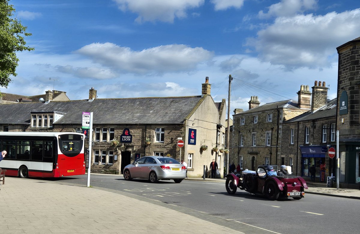 A quiet sunny day in #Bakewell #Derbyshire yesterday.