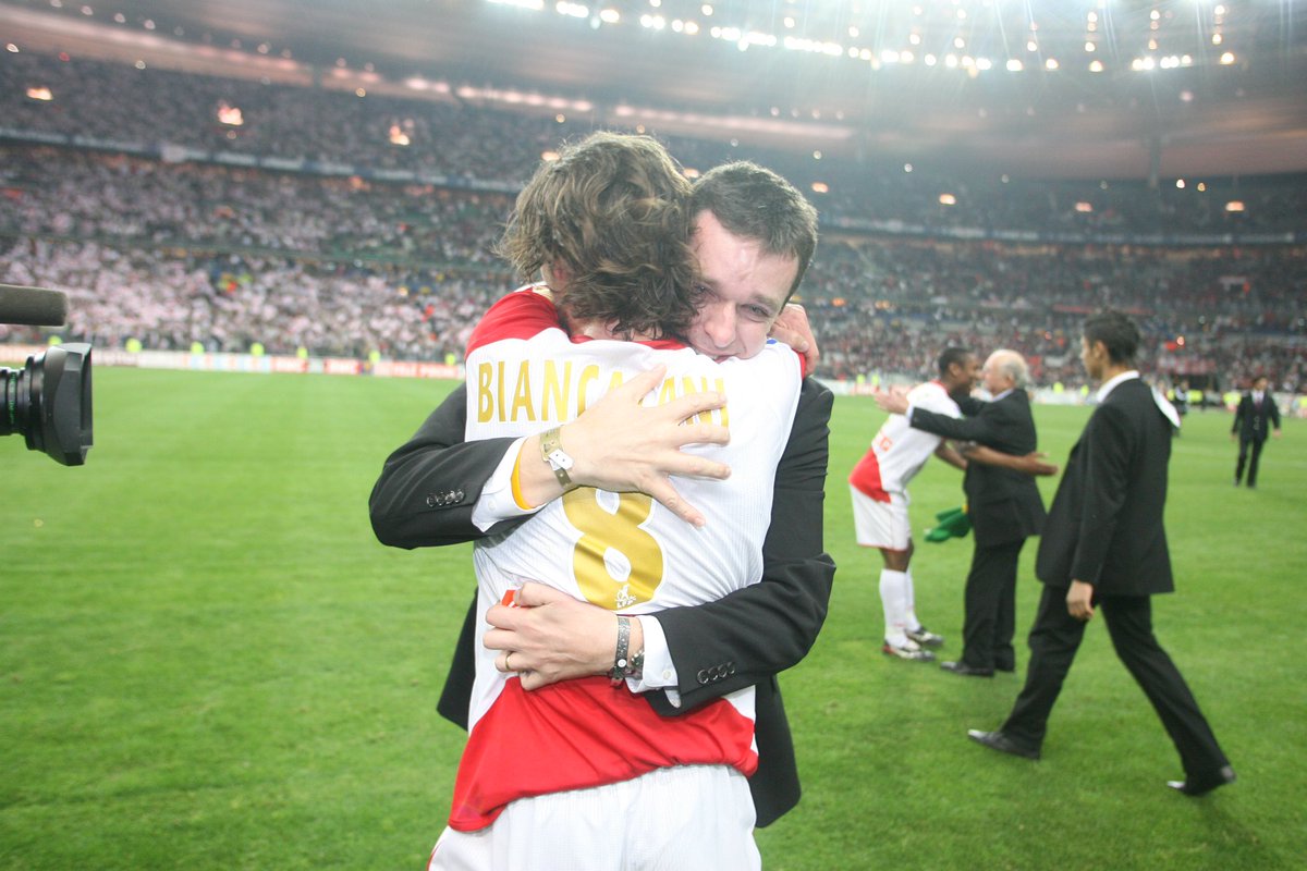 🔙 C’était 𝗹𝗲 𝟮𝟮 𝗮𝘃𝗿𝗶𝗹 𝟮𝟬𝟬𝟲, il y a 18 ans jour pour jour l’AS Nancy Lorraine remportait la coupe de la Ligue face à l’OGC Nice (2-1). 🌟❤️🤍