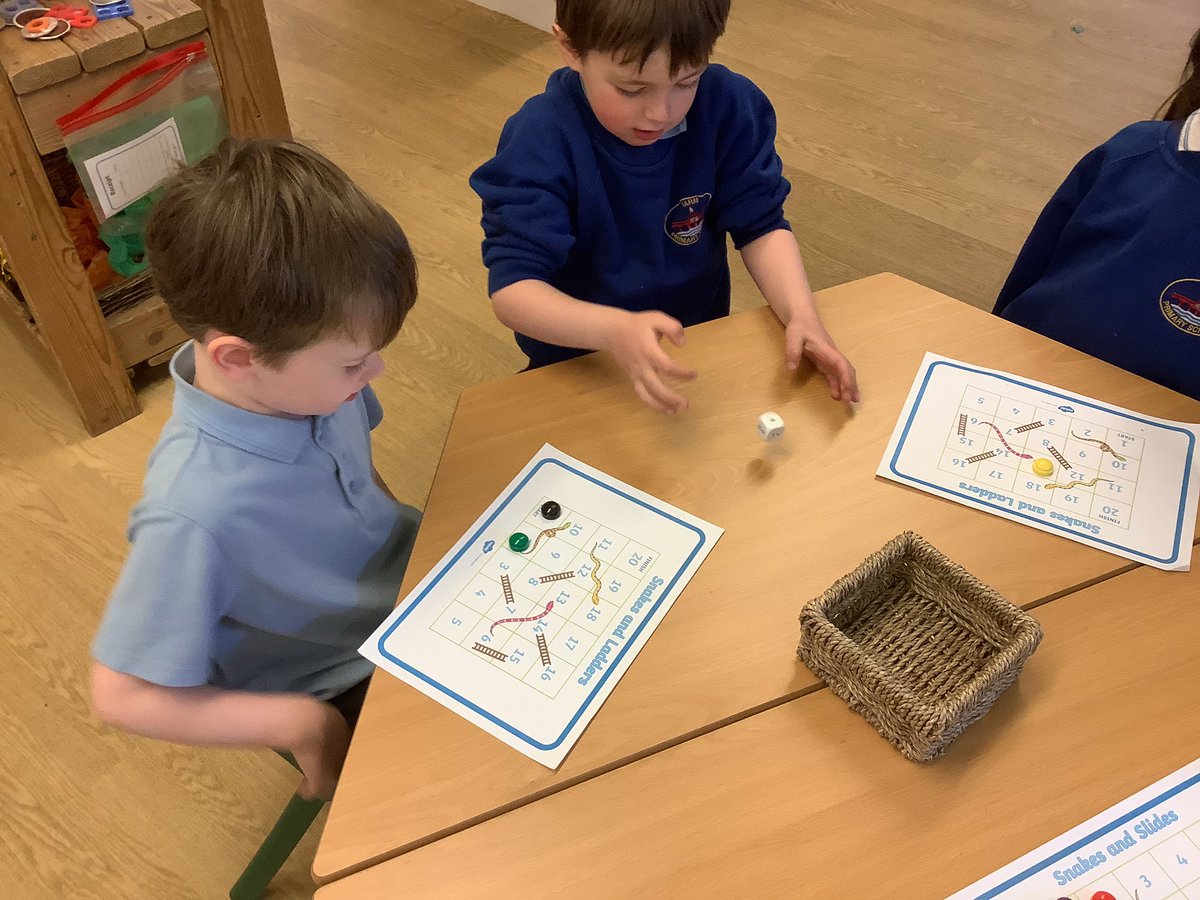 This morning Reception have been working super hard at making their teen numbers as a part of our new maths topic!We have been using numicon, tens frames, sharks and games to explore these numbers. #yarmprimary #earlyyears